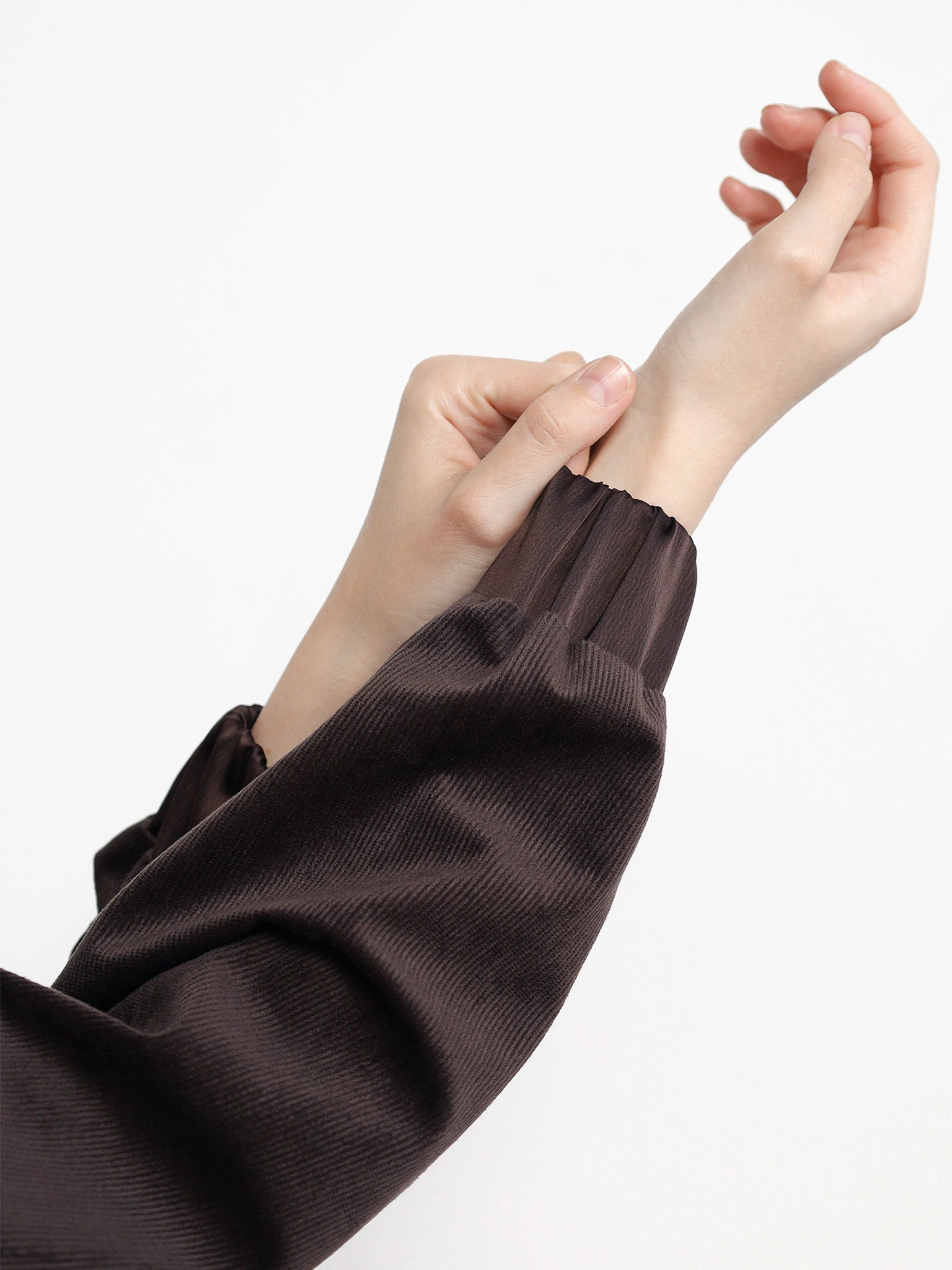 Жакет прямого кроя с кулиской по низу